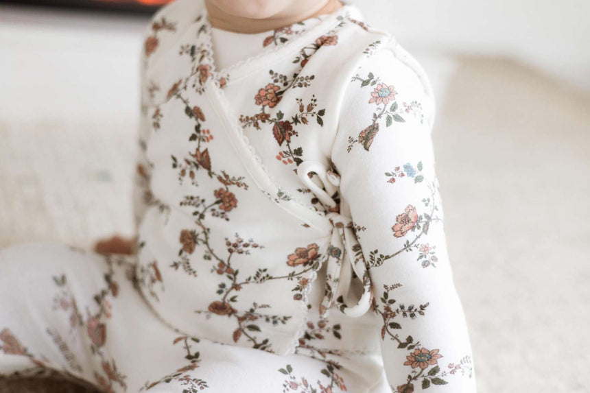 Vines Layette Set - White/Pink