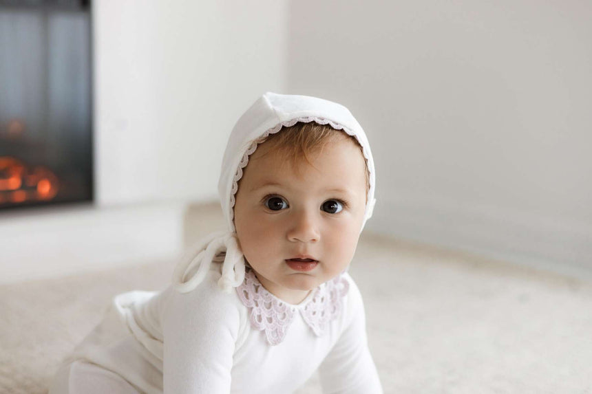 Scalloped Collar Layette Set - White/Lavender