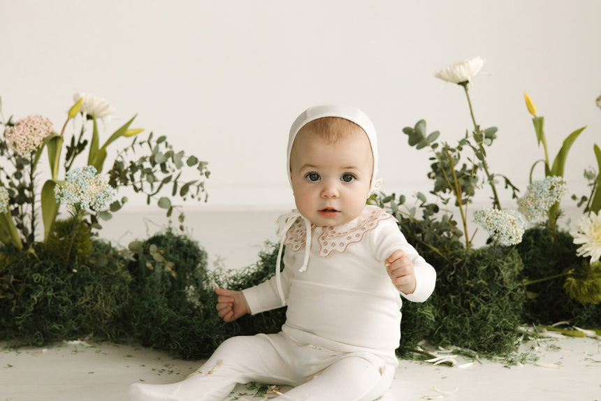 Lace Eyelet Footie - White Pink