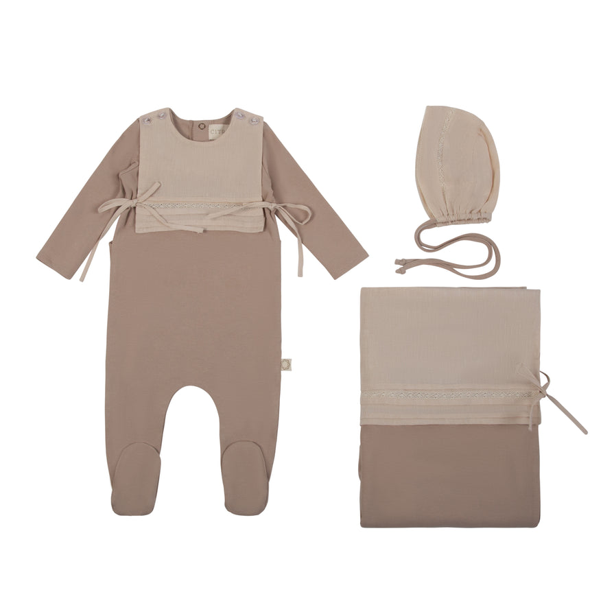 Tucked Bib Set Sand