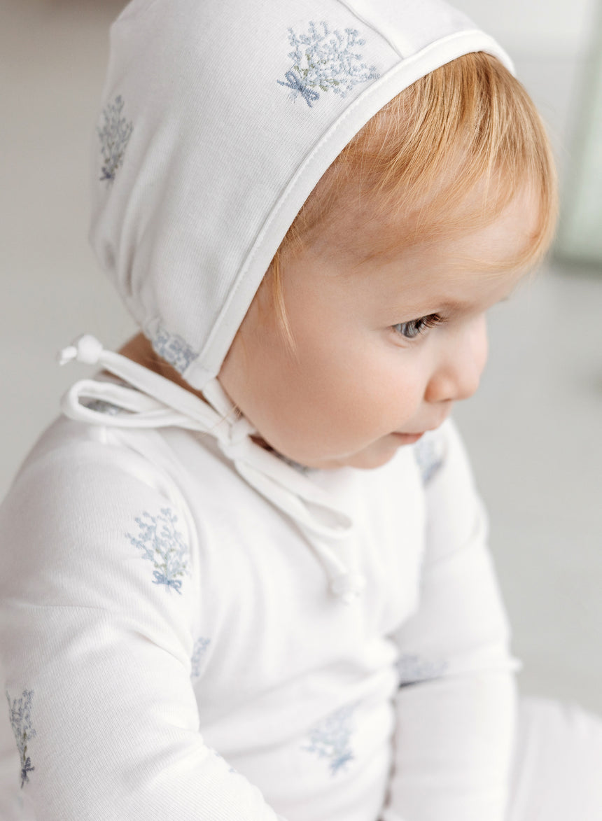 Baby's Breath Bonnet - White/Light Blue